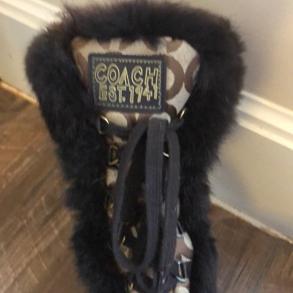 Coach Winter Boots - Picture 2 of 4
